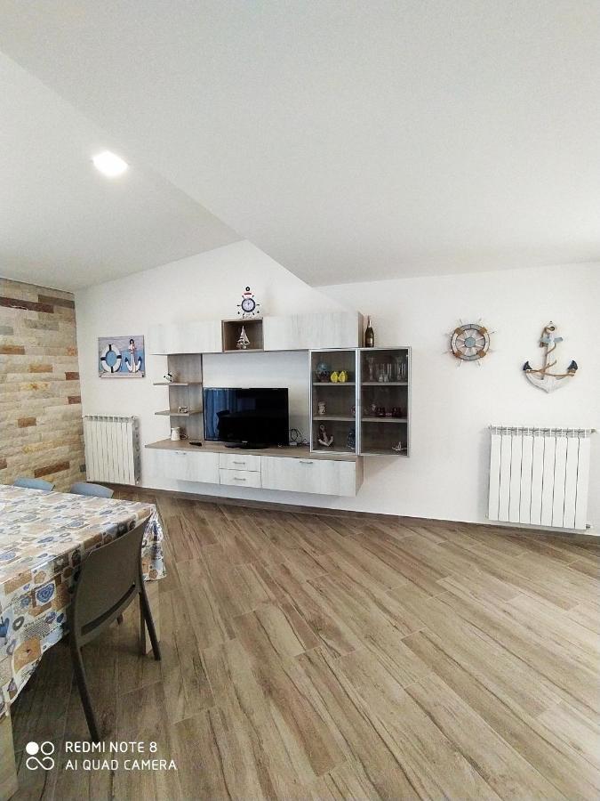 Attico Gloria & Greta Apartment กัสเตลลัมมาเร เดล โกลโฟ ภายนอก รูปภาพ